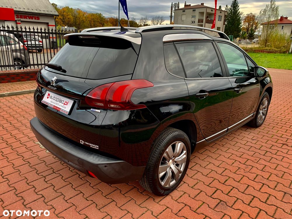Peugeot 2008 1.2 Pure Tech Style EU6 - 10