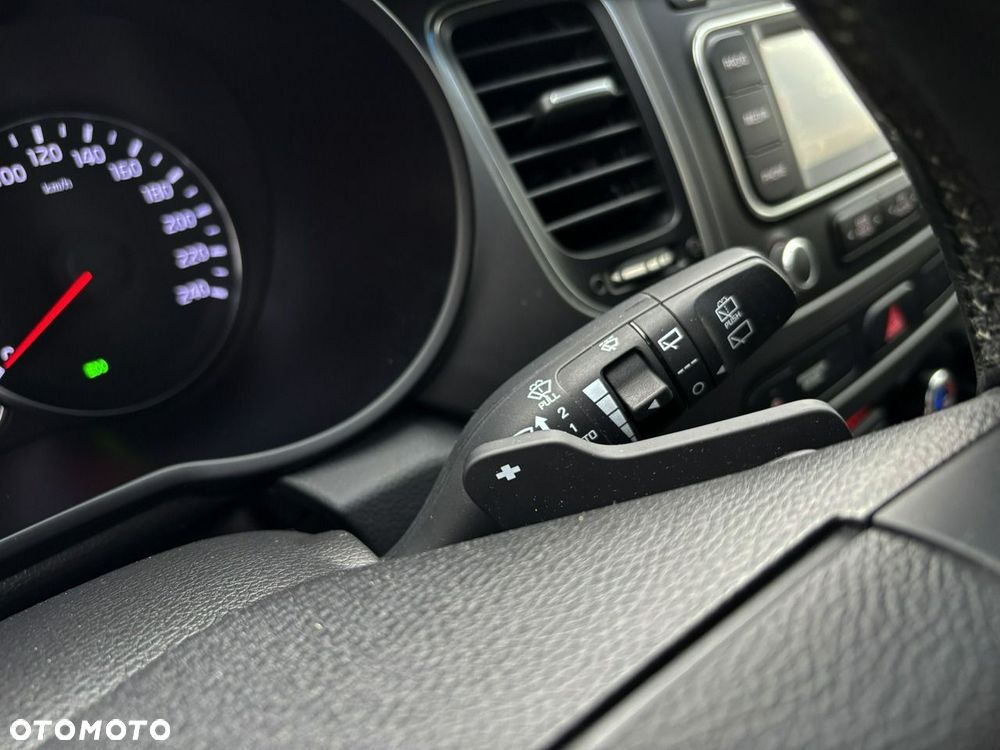 Kia Carens 2.0 GDI Automatik Edition 7 - 20