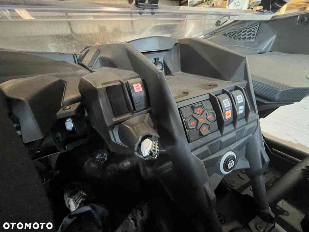 Can-Am Maverick - 22