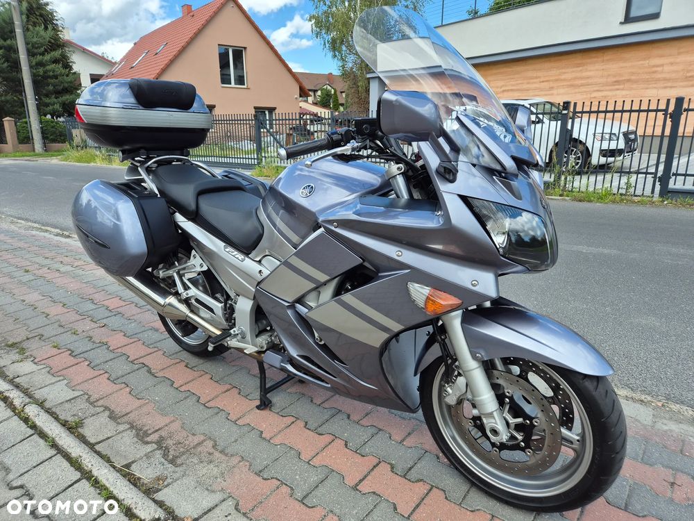 Yamaha FJR - 7