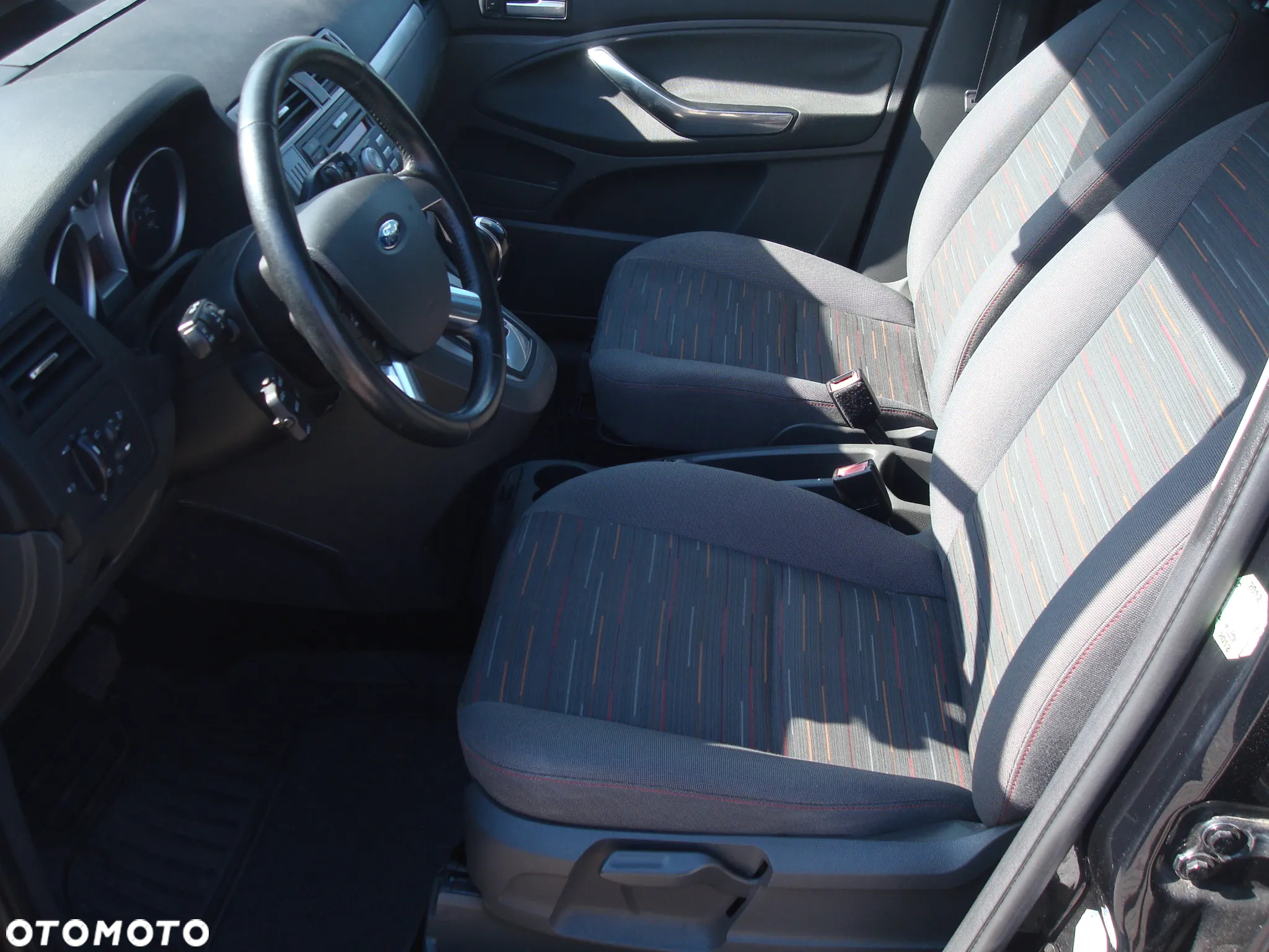 Ford C-MAX 2.0 TDCi DPF Style - 24