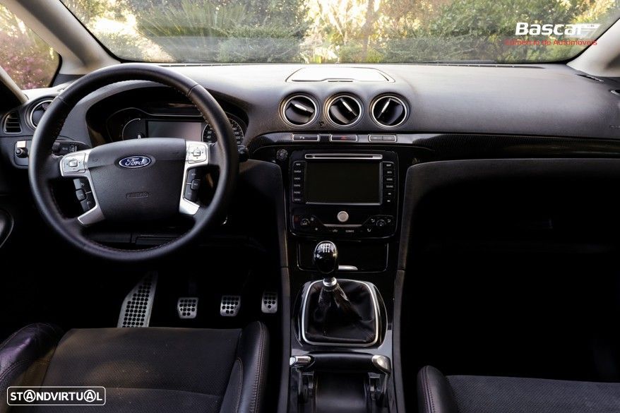 Ford S-Max 2.0 TDCi Titanium 7L - 19