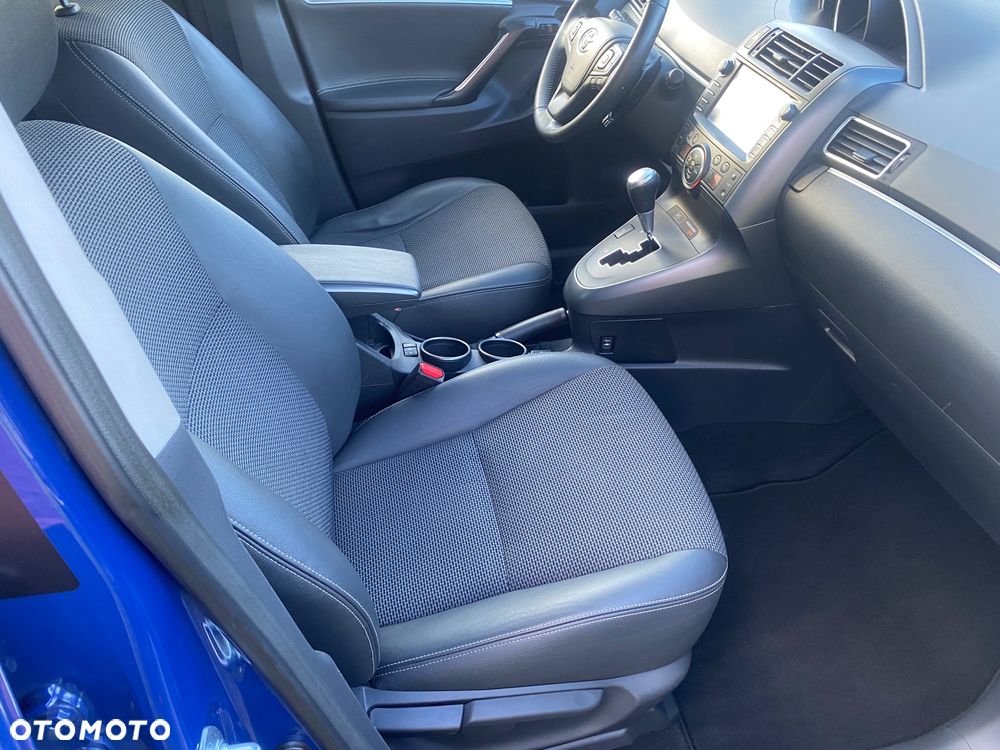 Toyota Verso 1.8 Prestige EU5 MS - 28
