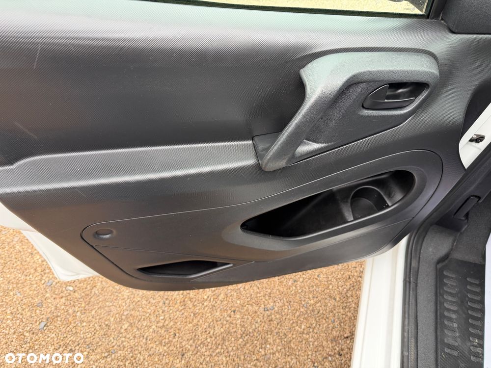 Peugeot Partner - 17