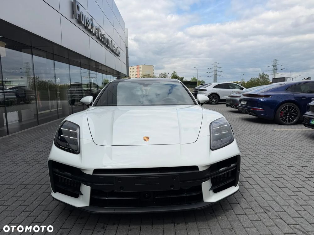 Porsche Panamera 4 - 8