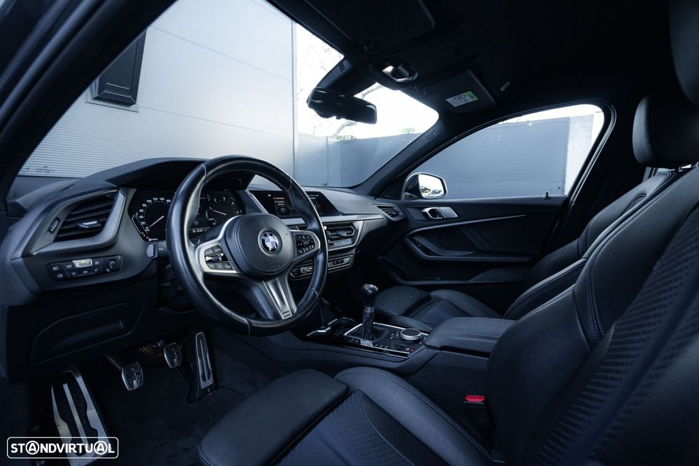 BMW 116 d Pack Desportivo M - 31