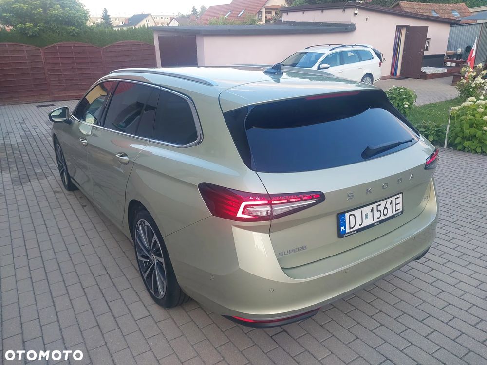 Skoda Superb 2.0 TDI SCR 4x4 L&K DSG - 3