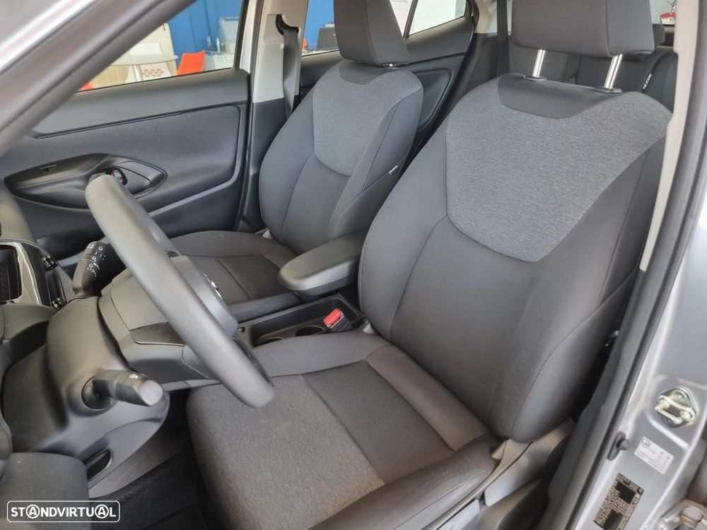 Toyota Yaris Cross 1.5 HDF Comfort - 13