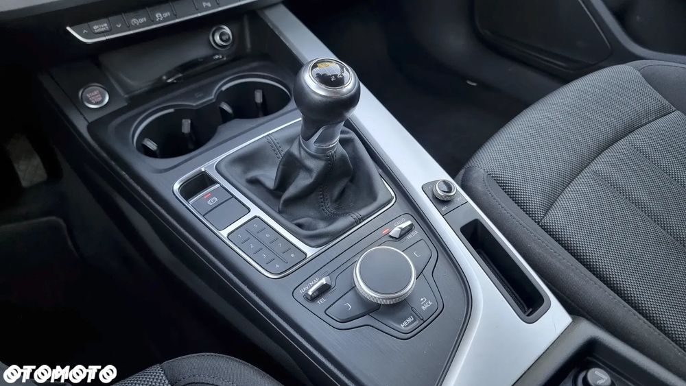 Audi A4 Avant 2.0 TFSI ultra - 23