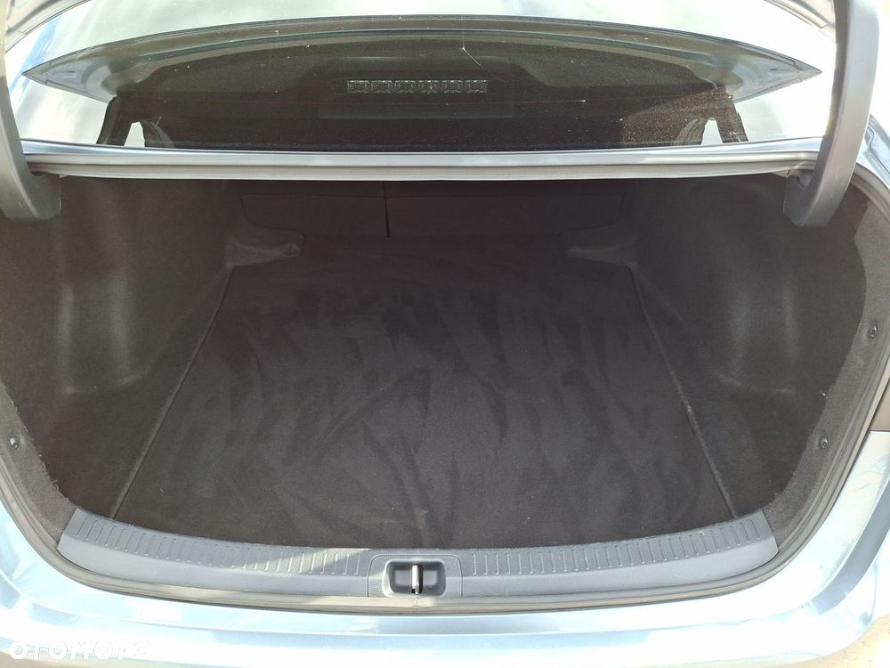 Toyota Corolla 1.5 Comfort MS - 12