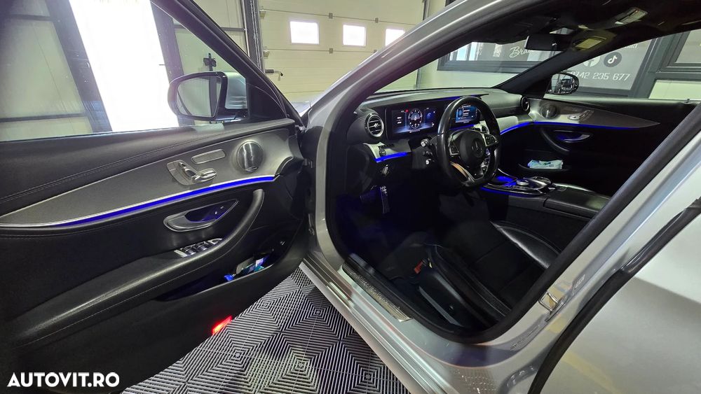 Mercedes-Benz E - 8