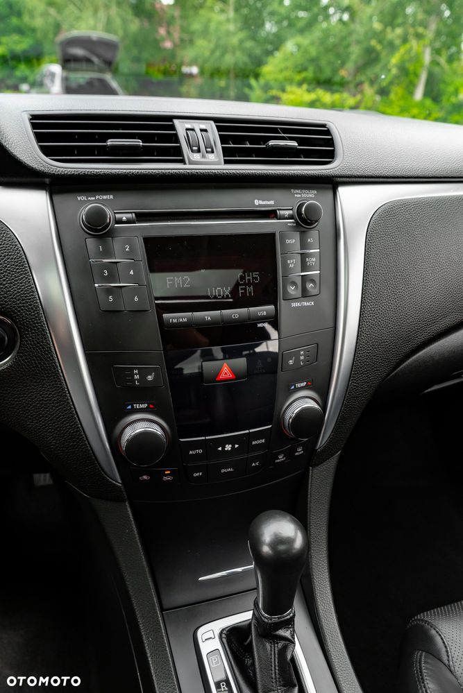 Suzuki Kizashi 2.4 4x4 CVT Sport - 35