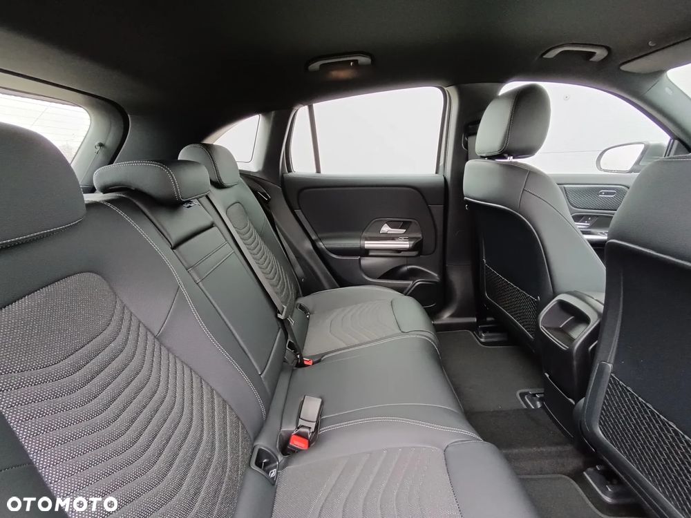 Mercedes-Benz EQA 250+ 70.5kWh Progressive - 6