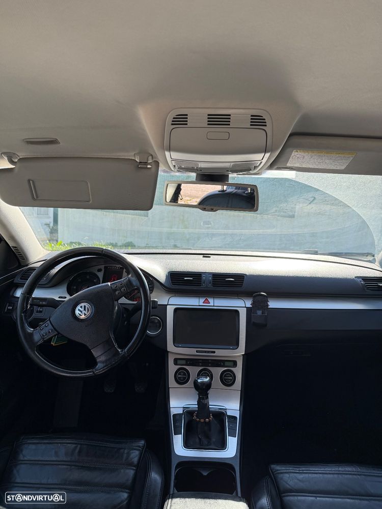 VW Passat Variant - 10