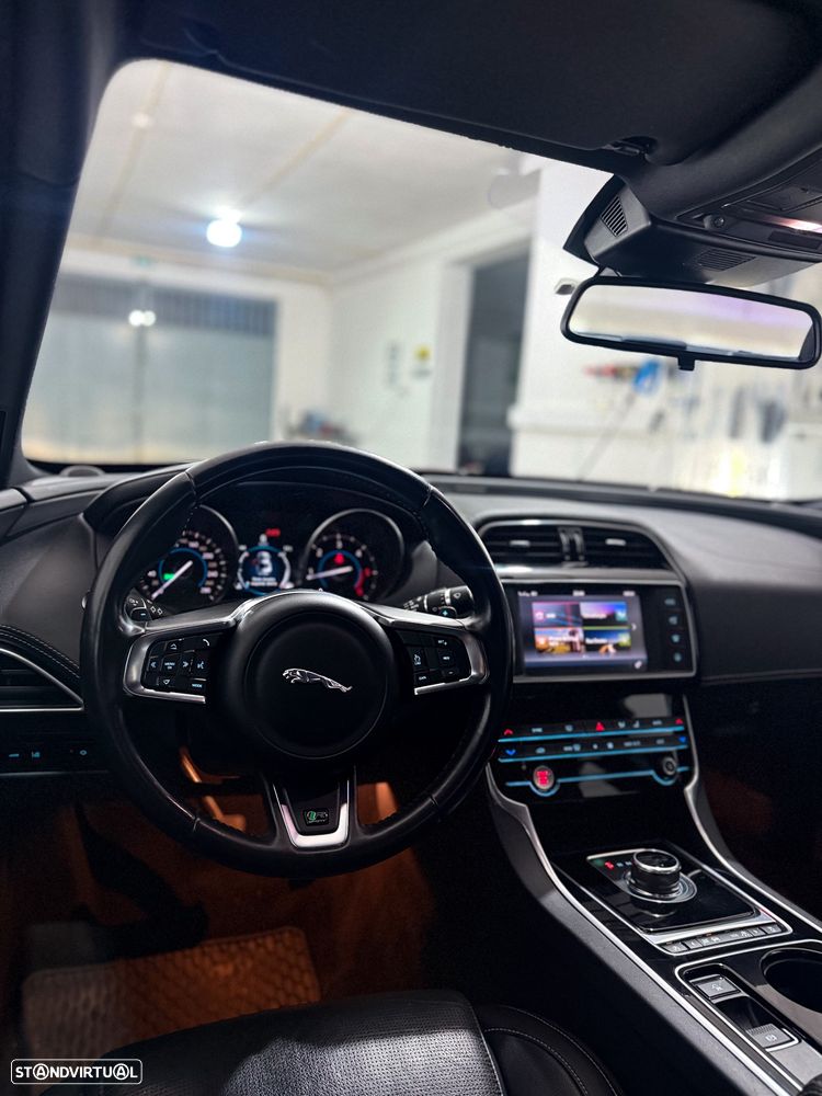 Jaguar XE E-Performance Aut. R-Sport - 10