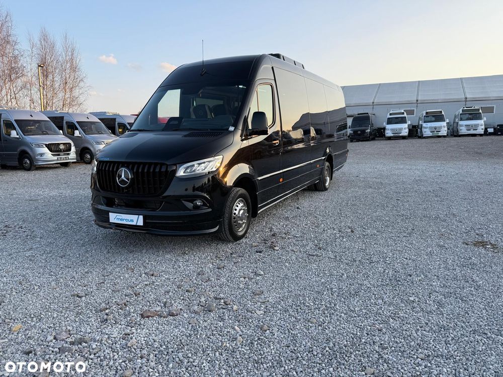 Mercedes-Benz Sprinter 519 - 22