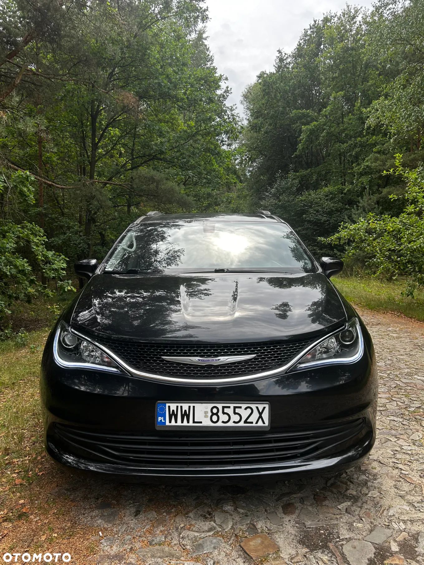 Chrysler Pacifica - 1