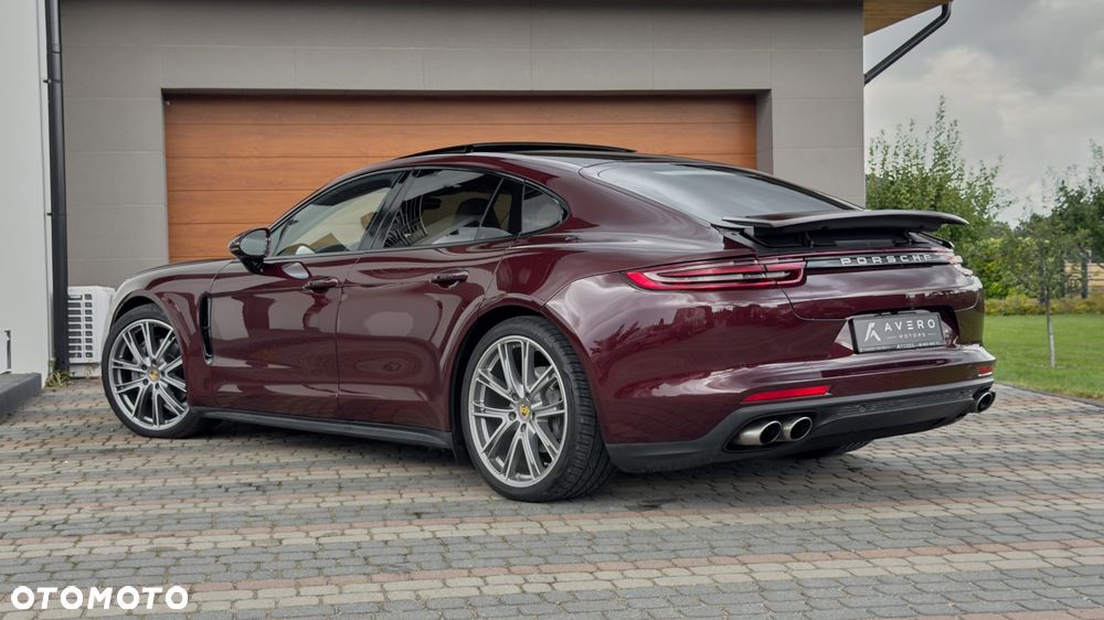 Porsche Panamera 4S - 14