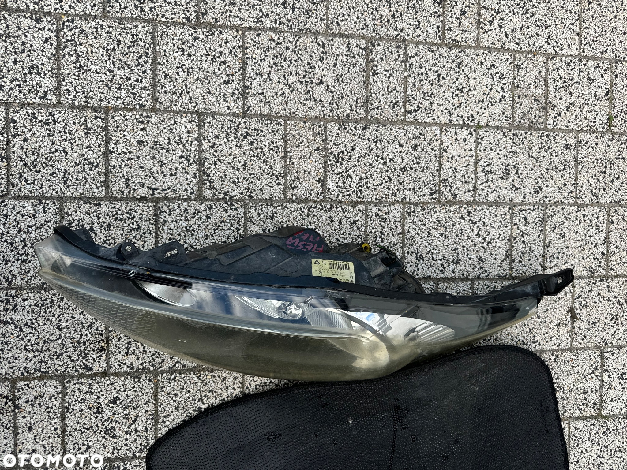 FORD FIESTA MK7 LAMPA PRZOD PRAWA LEWA EUROPA - 4