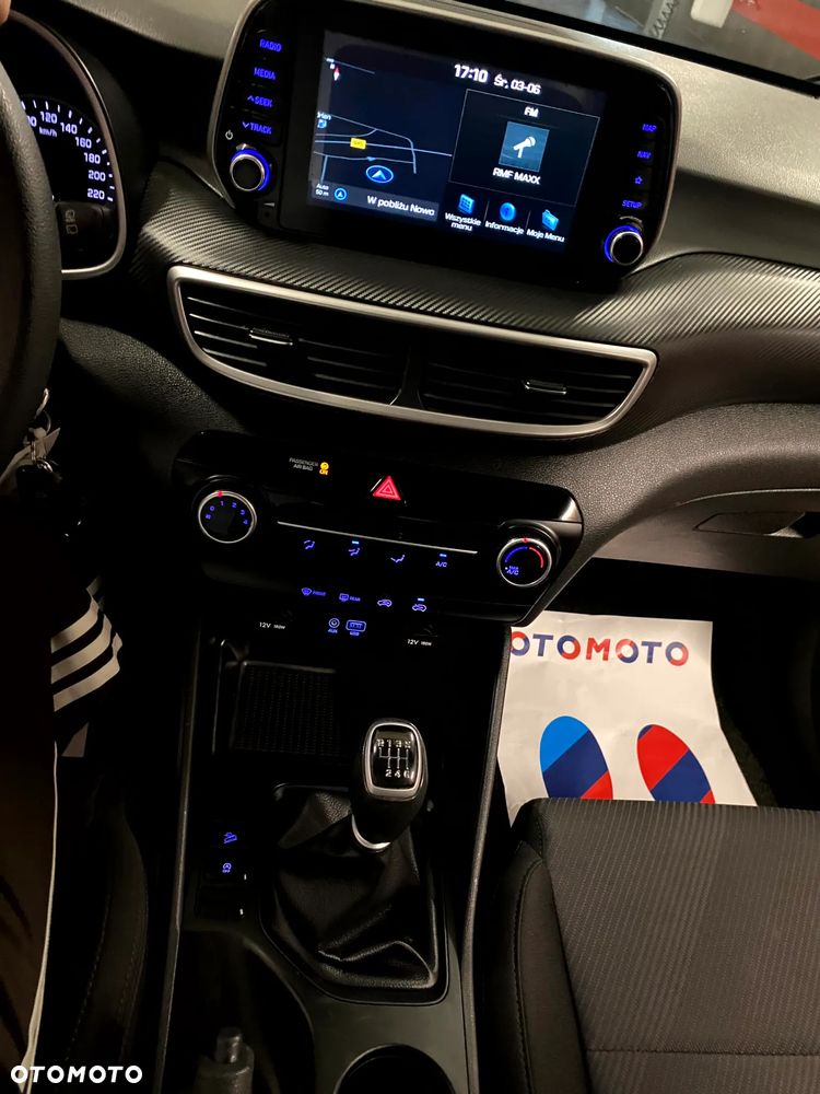 Hyundai Tucson 1.6 GDI BlueDrive Style 2WD - 16
