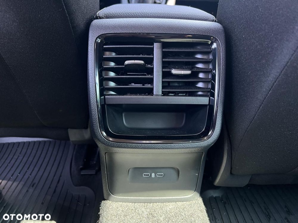 Skoda Octavia 1.5 TSI Selection - 24