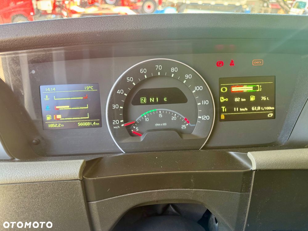 Volvo 540 - 13