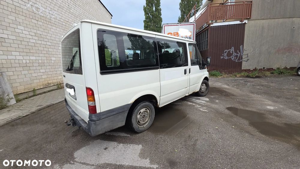 Ford Transit - 25
