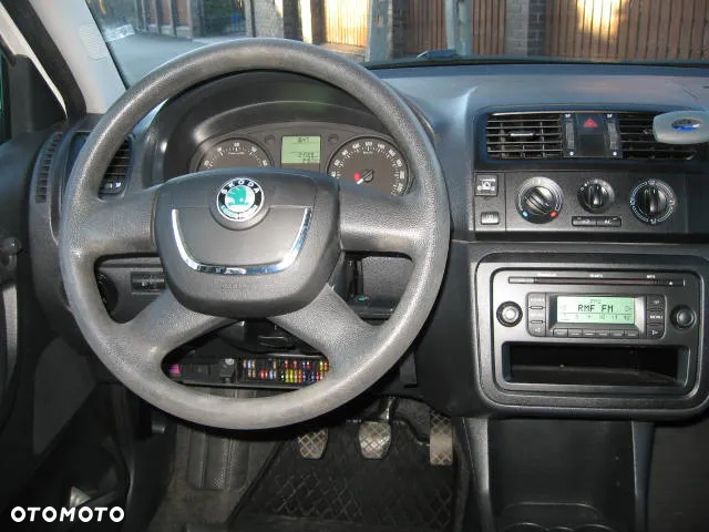 Skoda Fabia 1.4 16V Ambition - 11