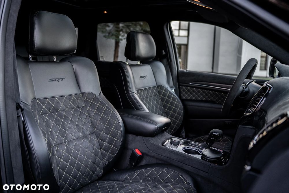 Jeep Grand Cherokee 6.4 V8 SRT8 - 16
