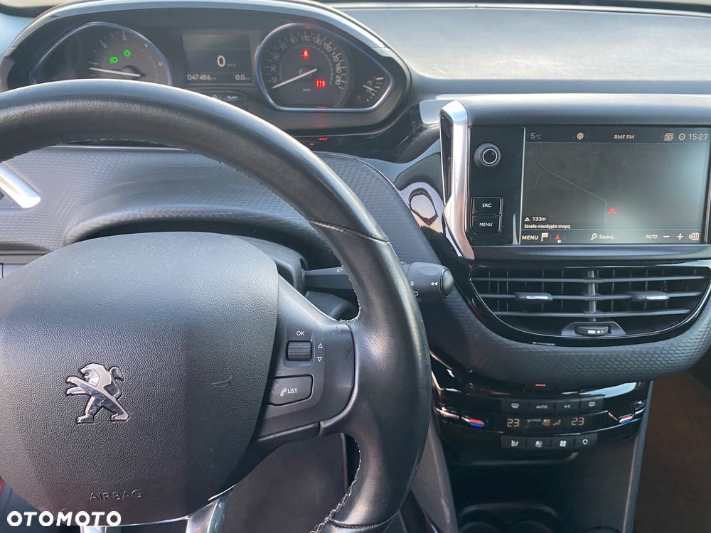 Peugeot 2008 BlueHDi FAP 120 STOP & START Allure - 8