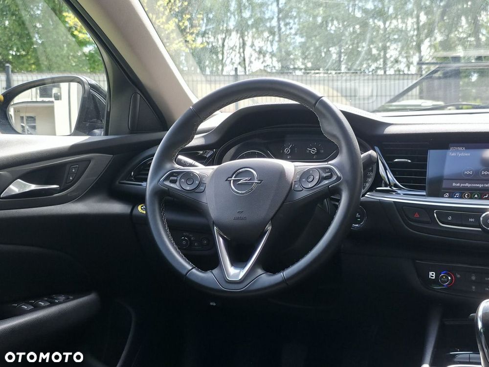 Opel Insignia - 14