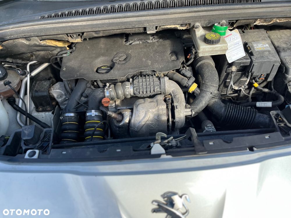 Peugeot 5008 1.6 HDi Style 7os - 19