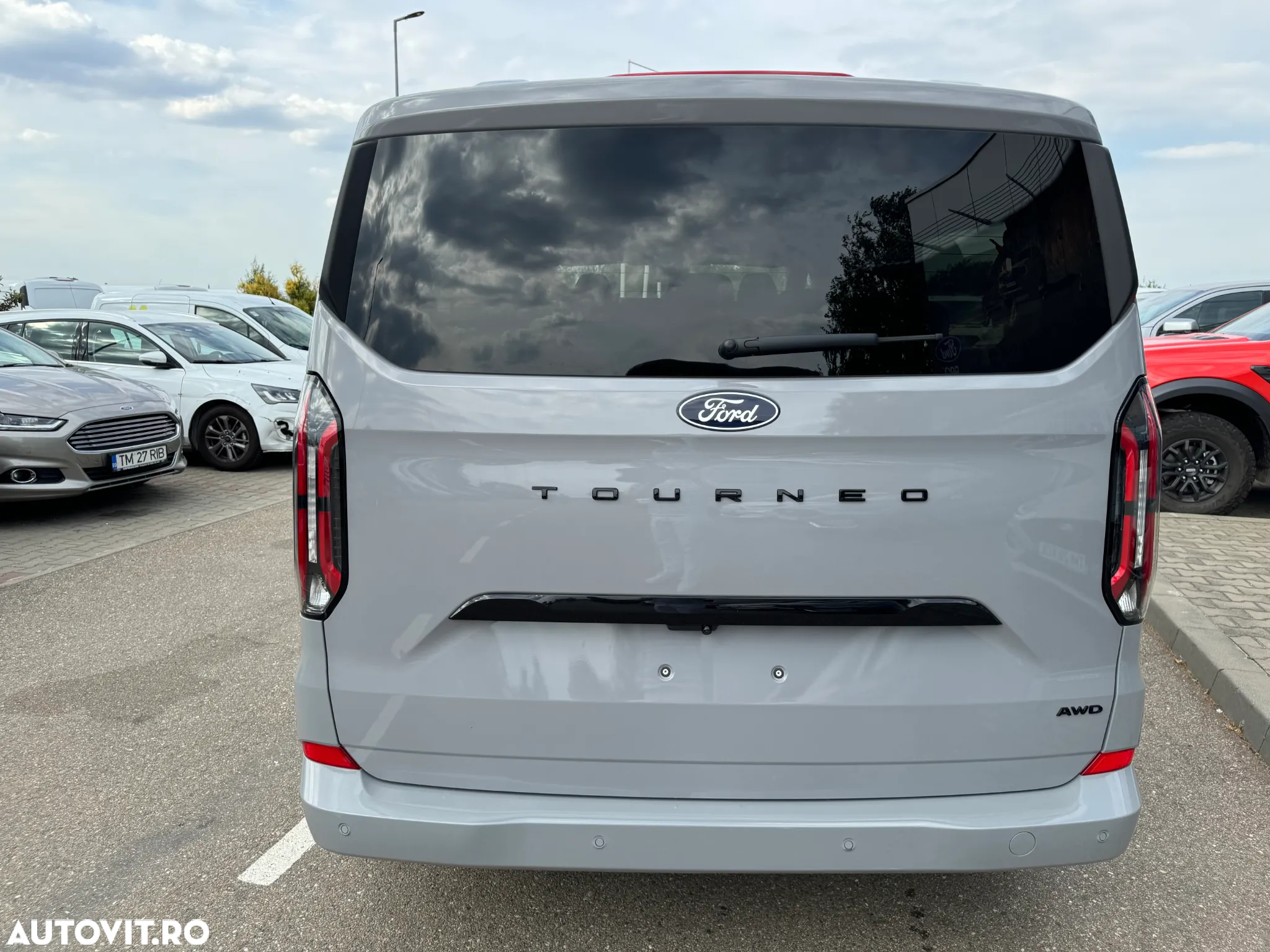 Ford Tourneo Custom - 6