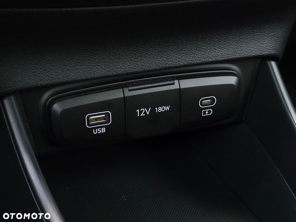 Hyundai i20 - 23