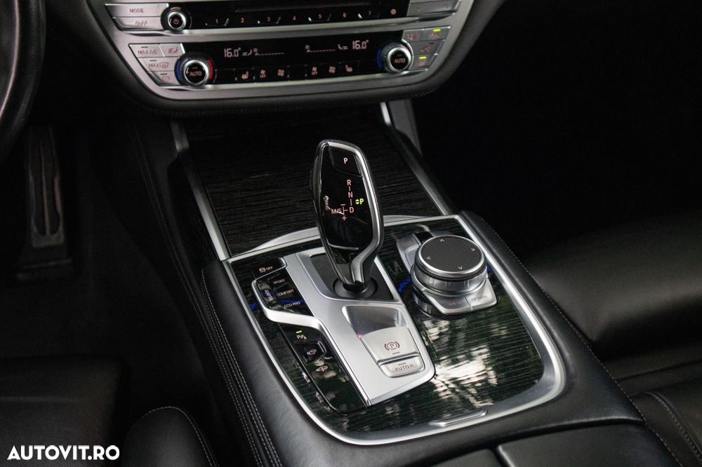 BMW Seria 7 730d - 26
