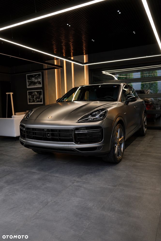 Porsche Cayenne - 3