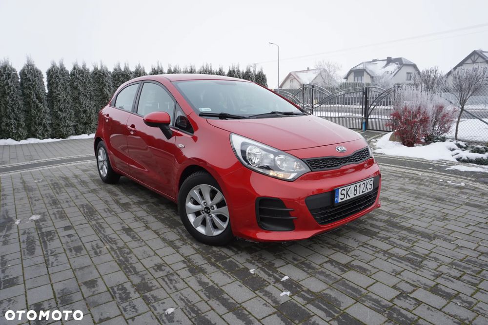 Kia Rio 1.2 L - 1