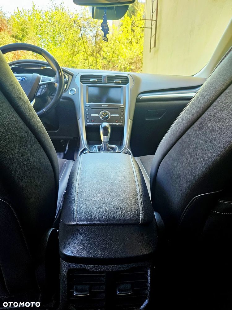 Ford Mondeo 2.0 TDCi Titanium PowerShift - 14