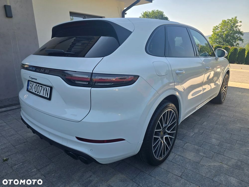 Porsche Cayenne Standard - 5