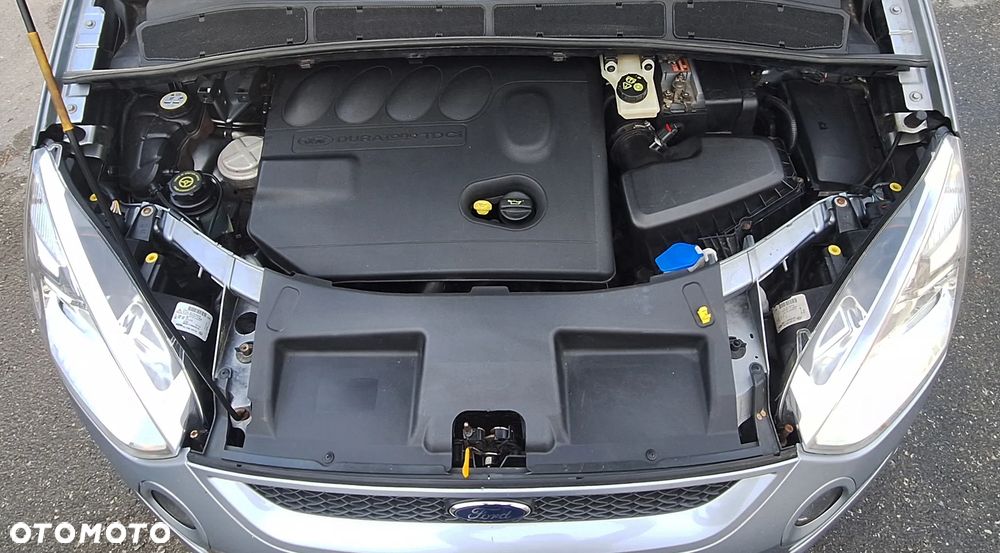 Ford S-Max - 9