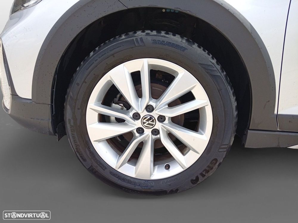 VW Taigo 1.0 TSI Urban DSG - 14