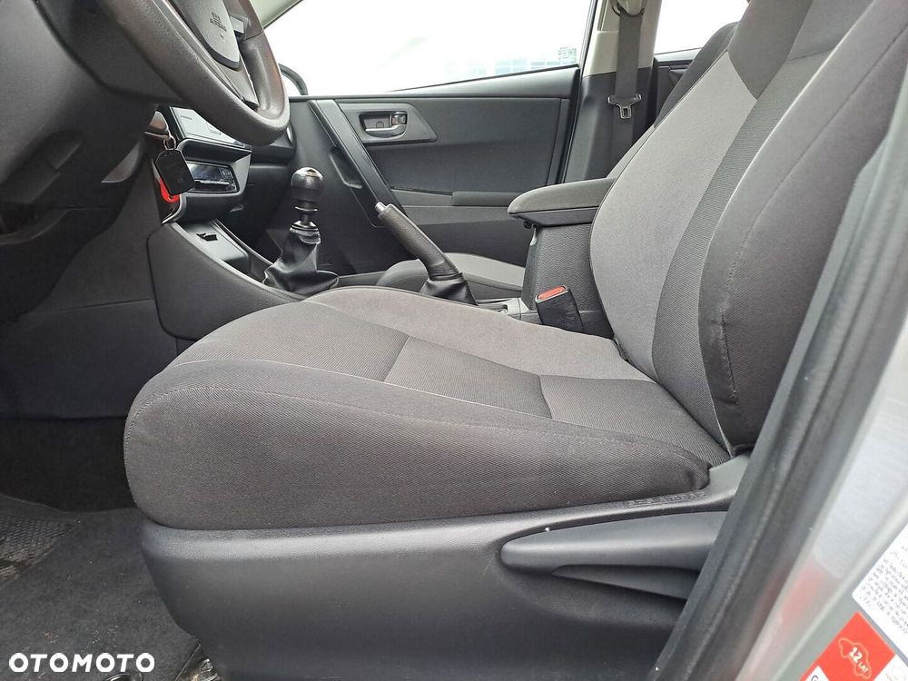 Toyota Auris 1.33 VVT-i Active - 13