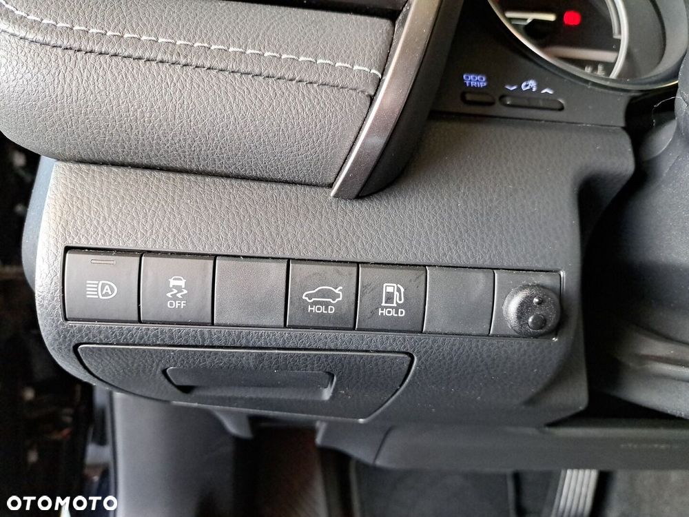 Toyota Camry 2.5 Hybrid Prestige CVT - 37