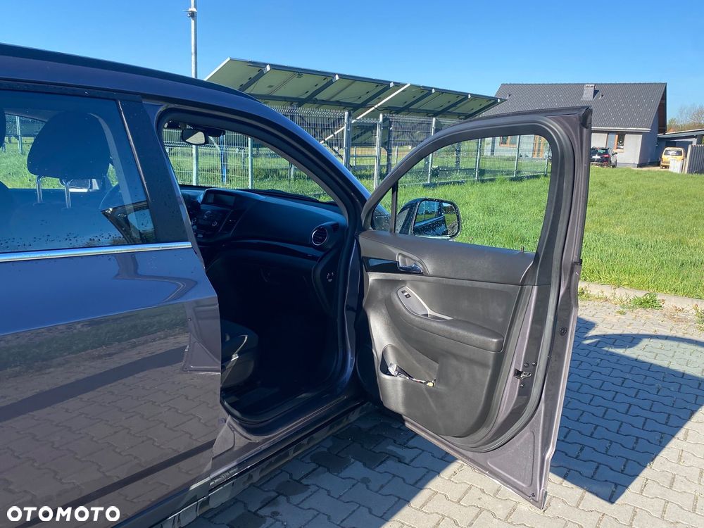 Chevrolet Orlando - 25