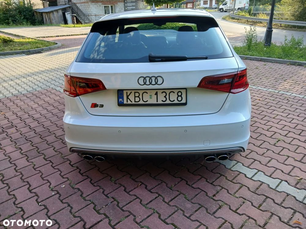 Audi S3 S tronic - 12