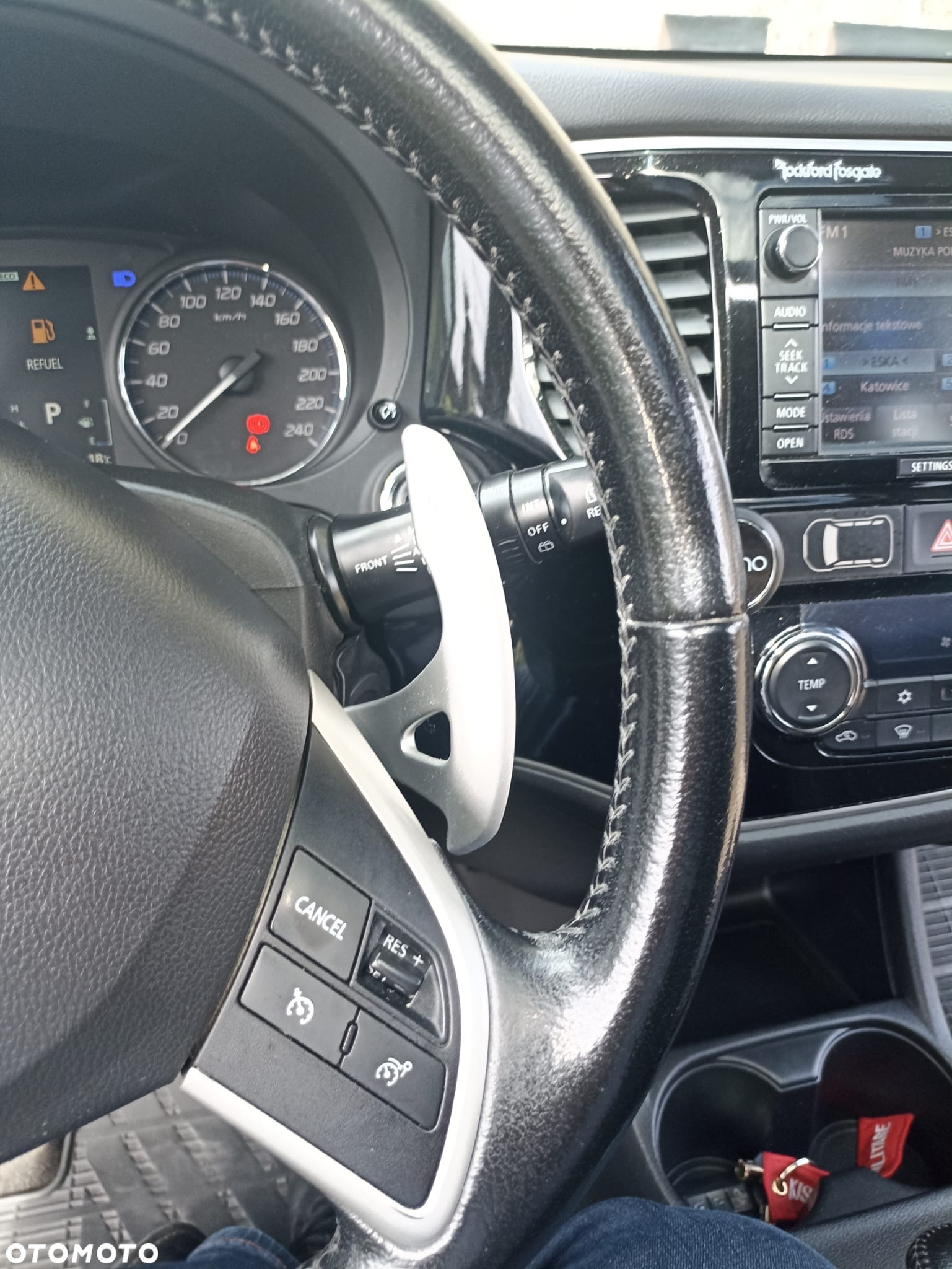Mitsubishi Outlander - 17