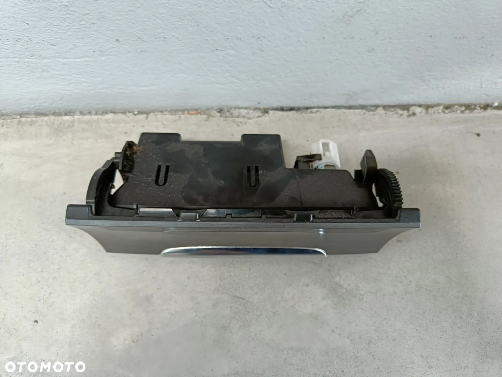 Schowek popielniczka VW Passat B7 CC 3C0863284K - 7