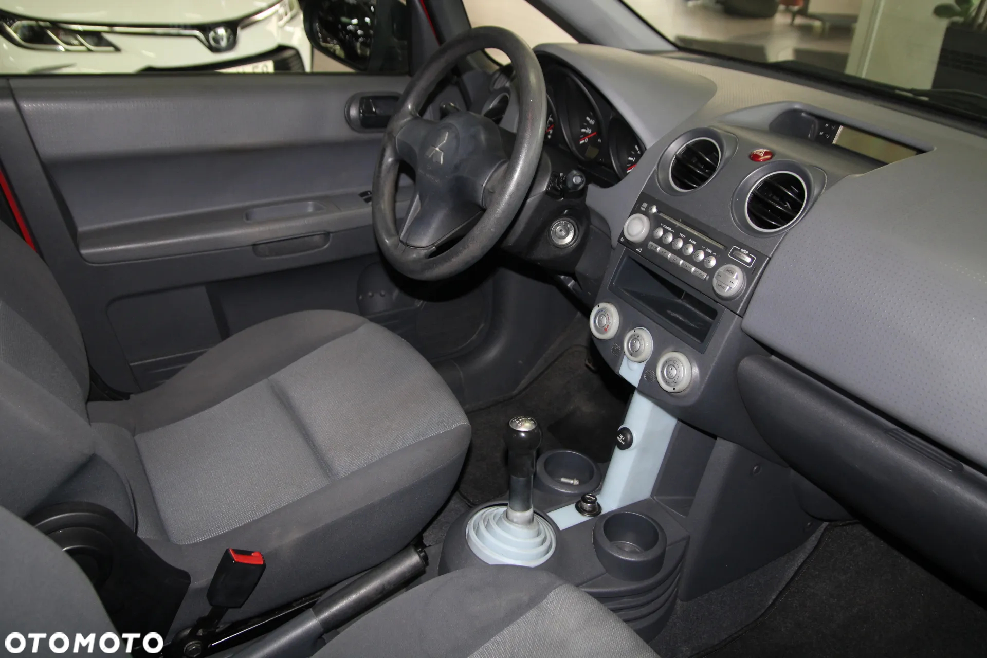 Mitsubishi Colt 1.3 Invite - 10