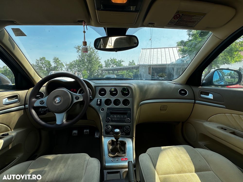 Alfa Romeo 159 1.9 JTDM 16V DPF - 11