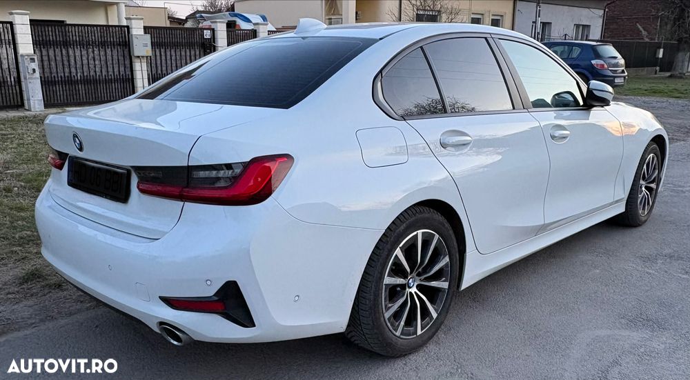BMW Seria 3 320d Aut. Sport Line - 8